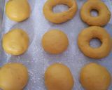Foto langkah ke 7 dari resep Donat wortel.