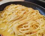 A picture of step 2 of Spaghetti aglio, olio e peperoncino 3.0 🧄🫒🌶️.