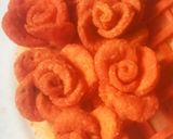 सिंगाड़ा आटा का गुलाब मठरी केक (Singhara Aata ka Gulab Mathri Cake recipe in Hindi) रेसिपी चरण 11 फोटो