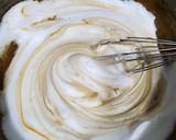 A picture of step 5 of Coffee chiffon cake.