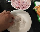 Foto langkah ke 3 dari resep Garlic Honey Chicken Wings.