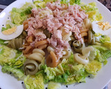 Foto del paso 3 de la receta: Ensalada de pasta con atún y langostinos