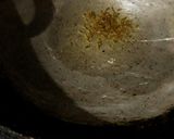 A picture of step 2 of Dry aloo.