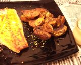 Foto del paso 9 de la receta: Lubina a la Plancha con Patatas Gajo al Horno y Mayonesa de Lima