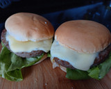 Foto del paso 3 de la receta: Armar una hamburguesa común 🍔