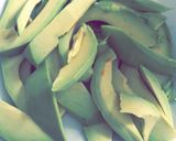 صورة لخطوة 2 من وصفة طريقة عمل السوشي 🍣 🥑🥒🥕🍚🍣😋😍