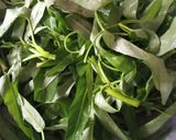 Foto langkah ke 3 dari resep Tumis kangkung simple.