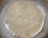 Foto langkah ke 2 dari resep Moringa Black n White Sesame Seeds Sourdough Bread.