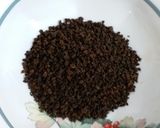A picture of step 4 of Ginger Cardamom Tea.