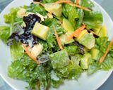รูปขั้นตอนการทำที่ 8 ของ Breakfast Sandwich & Avocado Salad