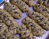 Foto langkah ke 5 dari resep Roti Green Tea isi Pisang 1x Proofing sangat lembut.
