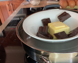 Foto del paso 1 de la receta: Tarta de chocolate con poca harina (y menos destreza)