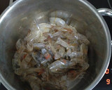 Foto del paso 2 de la receta: Arroz con setas y gambas