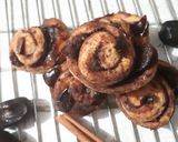 Foto langkah ke 10 dari resep 22.Cinamond Kurma roll #kamismanis #bikinramadanberkesan.