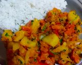 टमाटर आलू की चटपटी सब्ज़ी (Tamatar aloo ki chatpati sabzi recipe in Hindi) रेसिपी चरण 5 फोटो
