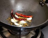 A picture of step 2 of Coriander leaves chutney.