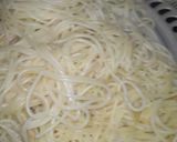 A picture of step 1 of Veg chowmein.