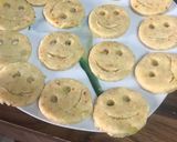 A picture of step 4 of Smileys.