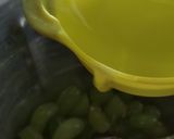 A picture of step 1 of Green Grapes Sorbet.