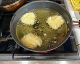 A picture of step 3 of Maruya (Banana Fritter).