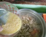 Foto langkah ke 6 dari resep Sup telur rainbow.