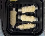Foto del passaggio 3 della ricetta Cannoli di Pasta Fillo Ripieni con Crema Pasticcera alle Noci