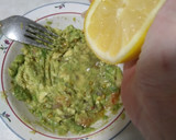 Foto del paso 4 de la receta: Burritos de pollo con guacamole