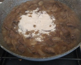 Foto del paso 6 de la receta: Hígado de cerdo encebollado