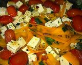 Foto del paso 2 de la receta: Arroz salteado con tofu, cherrys y zanahoria