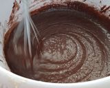 عکس مرحله 2 از دستور کیک شکلاتی