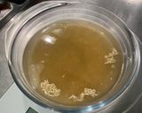 A picture of step 3 of Brown Rice with Vegetable Broth and Parsley.