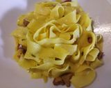 A picture of step 3 of Papardelle with speck and chanterelle mushrooms.