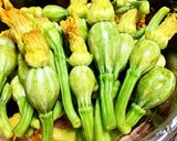 Hình bước làm 1 của món Bí Nụ (Mầm Bí) Xào Tỏi Chay