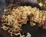 A picture of step 4 of Cheese fried maggi.
