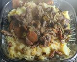 A picture of step 6 of Mashed Potatoes with Grilled Beef and Avocado Sauce.