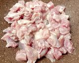 Foto langkah ke 2 dari resep Tumis ayam paprika.