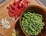 A picture of step 1 of String Beans.