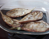 Foto del paso 1 de la receta: Berenjenas con huevo -sin carne-