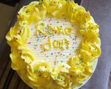 A picture of step 1 of Vanilla cake(yellow).