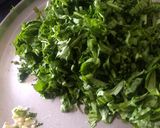 A picture of step 2 of Paneer Makhan Palak.