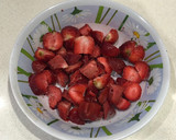 Foto del paso 6 de la receta: Cheesecake de frutilla light, sin azúcar y sin TACC… y sin cocción!!