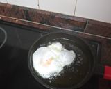 Foto del paso 2 de la receta: Arroz con chistorra, pimiento y zanahoria con huevo frito