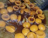Foto langkah ke 7 dari resep Jamur enoki saus teriyaki.