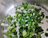 A picture of step 1 of Masala Bhel.
