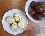 Foto langkah ke 3 dari resep Telur Pindang Teh.