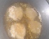 Foto langkah ke 2 dari resep Kue pisang kelapa goreng.