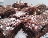 A picture of step 5 of Yummy, easy Brownies.