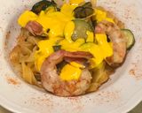Foto del passaggio 5 della ricetta Tagliatelle con zucchine e gamberoni code e crema di zafferano