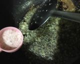 A picture of step 4 of Matar Chawal.