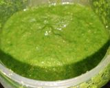 धनिया की चटनी(hare dhaniya ki chutney recipe in hindi) रेसिपी चरण 2 फोटो